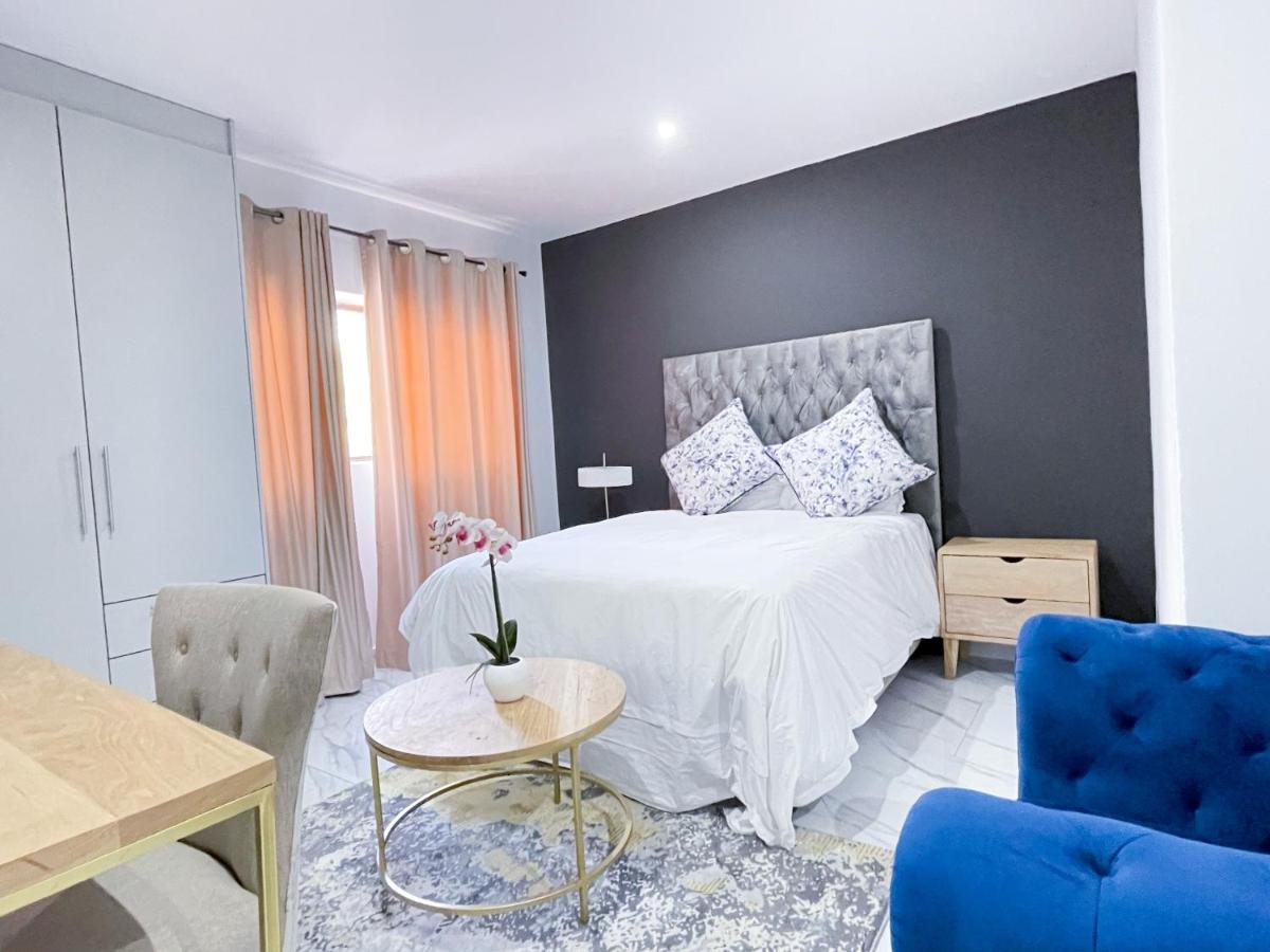 Amoris Guest House-Randburg Йоханнесбург Экстерьер фото
