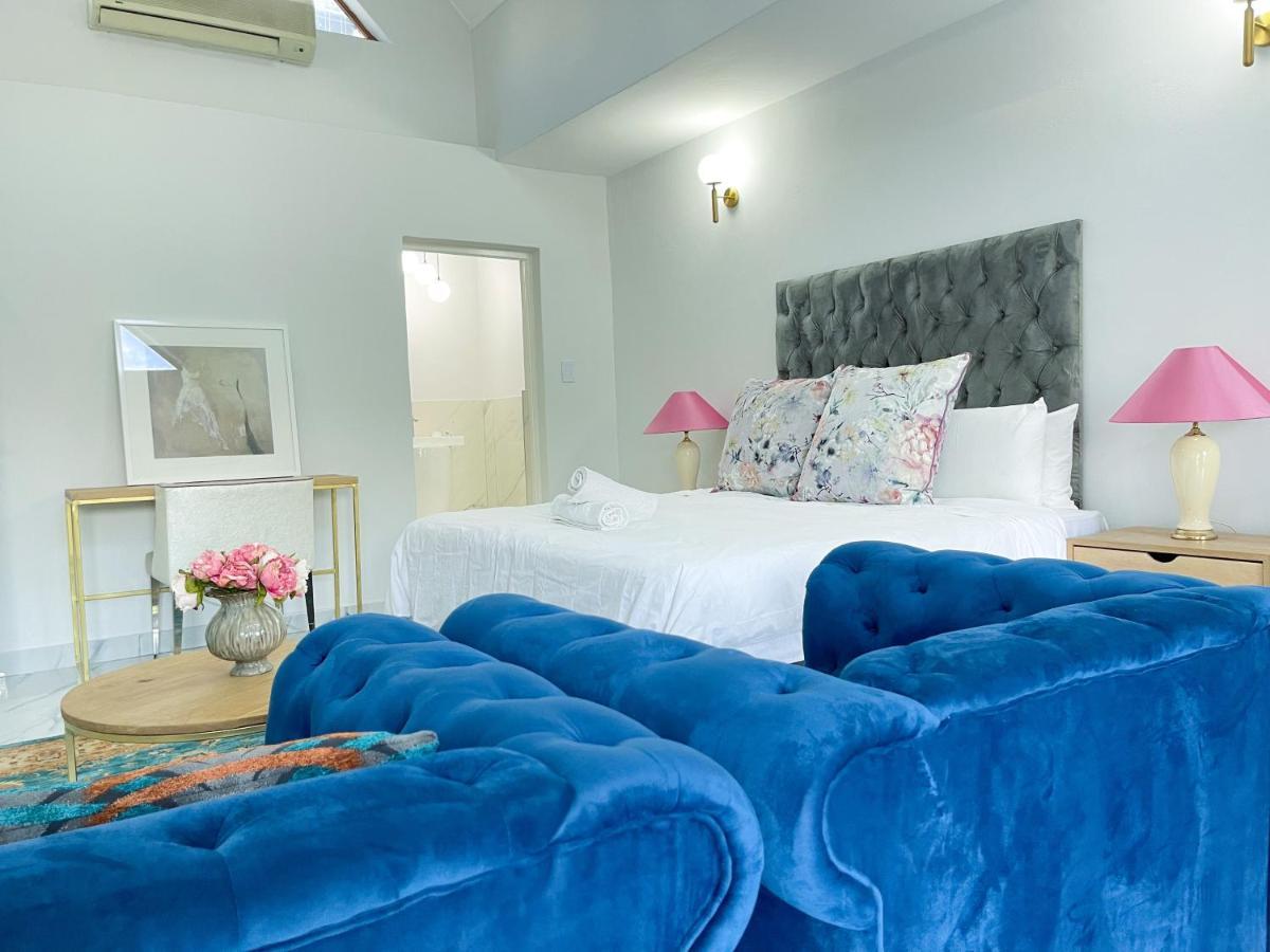 Amoris Guest House-Randburg Йоханнесбург Экстерьер фото