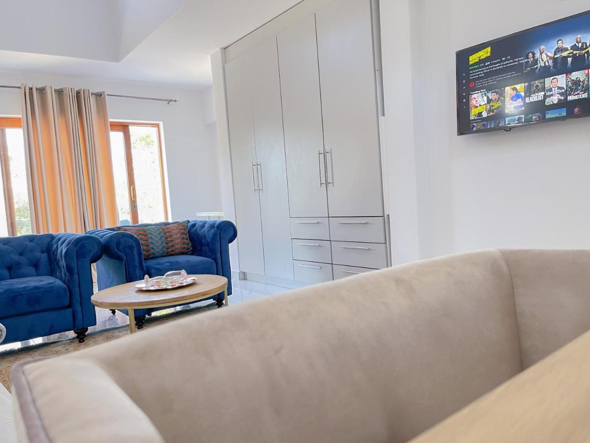 Amoris Guest House-Randburg Йоханнесбург Экстерьер фото