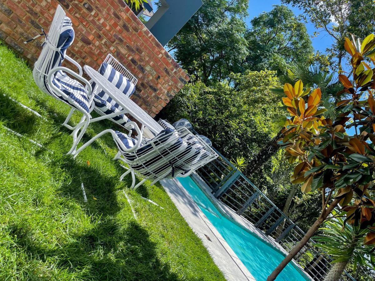 Amoris Guest House-Randburg Йоханнесбург Экстерьер фото